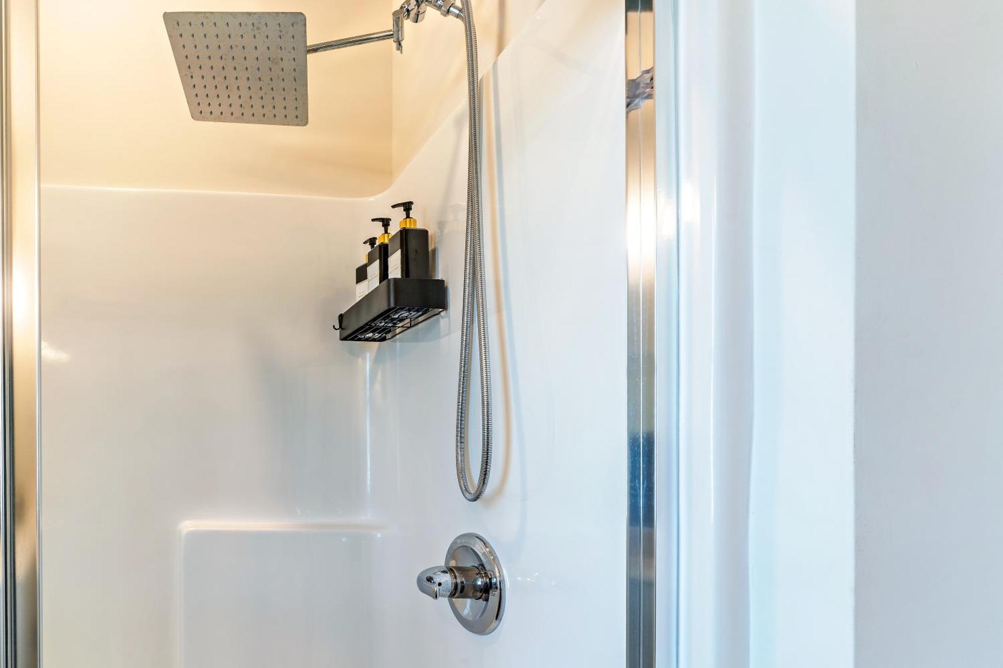 Raleigh Luxe Family Retreat- 15 Min To Downtown, Kids Gear, Fast Wifi For Wfh, Ev & Pet Friendly Villa Dış mekan fotoğraf